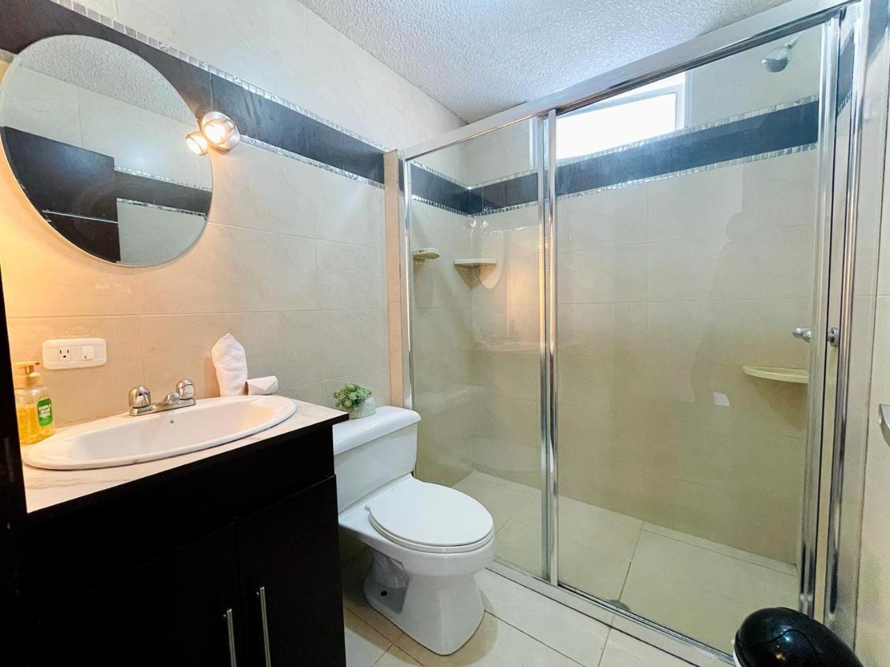 Departamento Con Jacuzzi, Balcon, Lavadora Y Garage Apartment