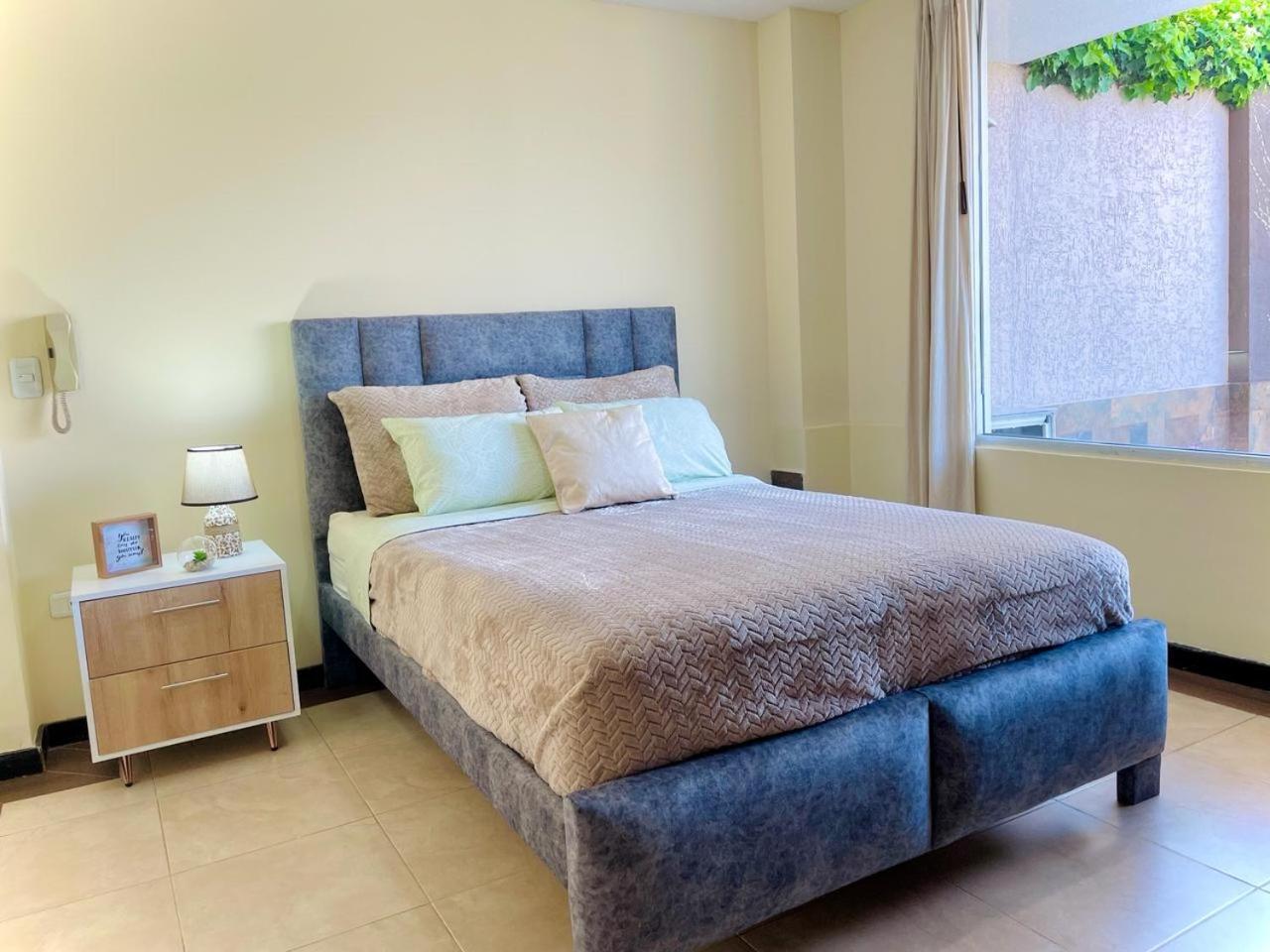 Departamento Con Jacuzzi, Balcon, Lavadora Y Garage Apartment