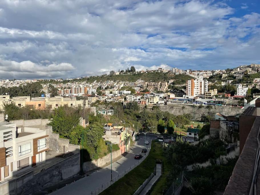 Departamento Con Jacuzzi, Balcon, Lavadora Y Garage