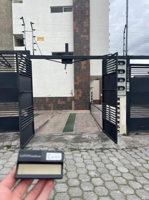 Apartment Departamento Con Jacuzzi, Balcon, Lavadora Y Garage Ambato